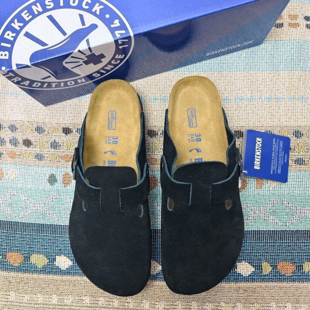 NWT Women's Black Suede Birkenstock Boston Shoes - Narrow Fit